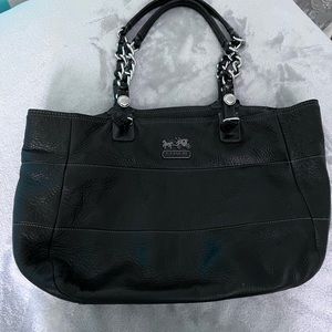 Coach No. K0968-14111 Madison Tribeca East West Black Leather Shoulder Purse